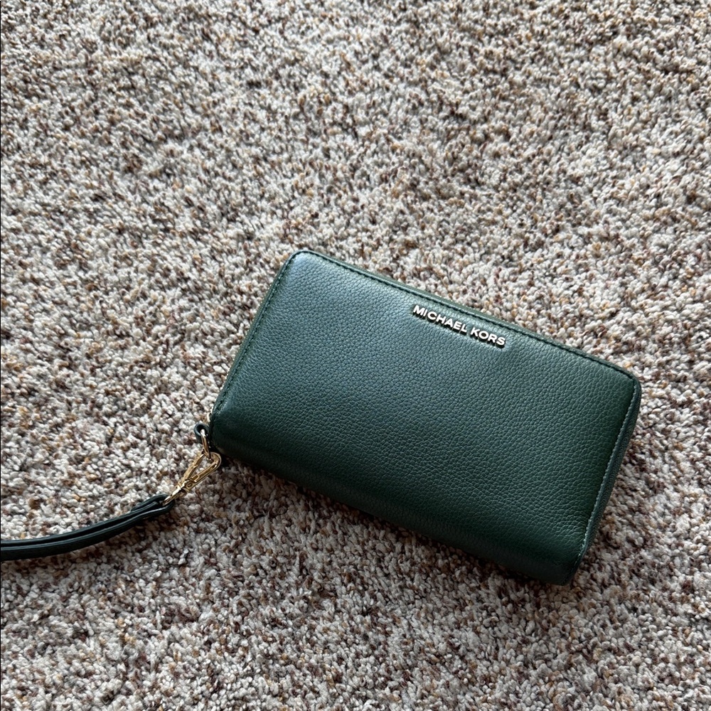 Michael Kors Forest Green Wristlet Wallet